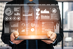 伟德国际1946国际：深化、多元｜供需两端打造复合型人才