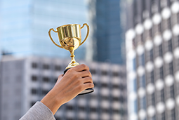 伟德国际1946国际入选36氪WISE2024商业之王“年度全球化布局与市场拓展案例”